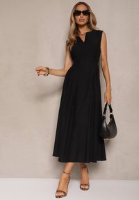 Renee - Czarna Rozkloszowana Sukienka z Wiskozy Lirune. Okazja: na co dzień. Kolor: czarny. Materiał: wiskoza. Sezon: lato. Typ sukienki: rozkloszowane. Styl: klasyczny, elegancki, casual #4