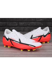 Buty męskie do piłki nożnej Nike PHANTOM GT2 CLUB FG/MG. Kolor: pomarańczowy, wielokolorowy, biały