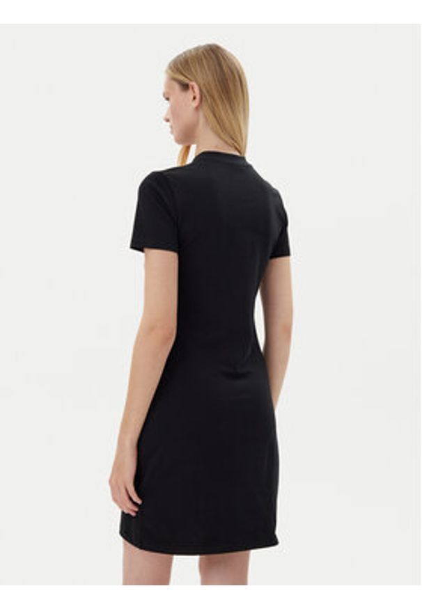 Guess Sukienka codzienna V4YK02 KCDH1 Czarny Regular Fit. Okazja: na co dzień. Kolor: czarny. Materiał: bawełna. Typ sukienki: proste. Styl: casual