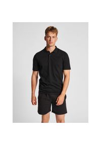 Polo Hummel Red Classic. Typ kołnierza: polo. Kolor: czarny. Materiał: tkanina, bawełna. Styl: sportowy