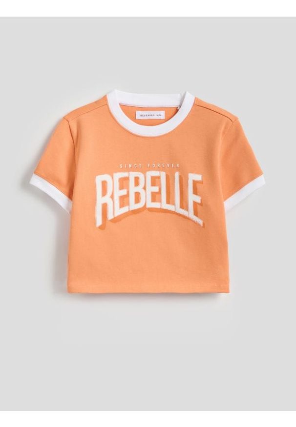 Reserved - Krótki t-shirt z nadrukiem - pomarańczowy. Kolor: pomarańczowy. Materiał: bawełna. Długość: krótkie. Wzór: nadruk
