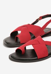Born2be - Czerwone Sandały Vices w Stylu Japonek Melavella. Okazja: na co dzień. Zapięcie: sprzączka. Kolor: czerwony. Sezon: lato. Styl: casual #3