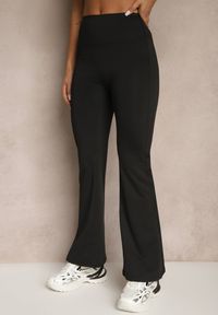 Renee - Czarne Spodnie Dzwony Legginsy High Waist Onellin. Okazja: na co dzień, na uczelnię. Stan: podwyższony. Kolor: czarny. Styl: retro, elegancki, casual