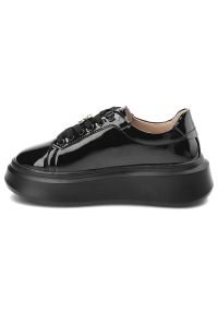 Czarne Sneakersy Artiker Modne Obuwie Damskie. Okazja: na co dzień. Kolor: czarny. Materiał: lakier, skóra. Obcas: na platformie #6