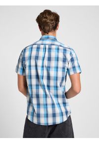 Lee - LEE MĘSKA KOSZULA LEE LEE BUTTON DOWN SS ORION 112363899. Typ kołnierza: button down