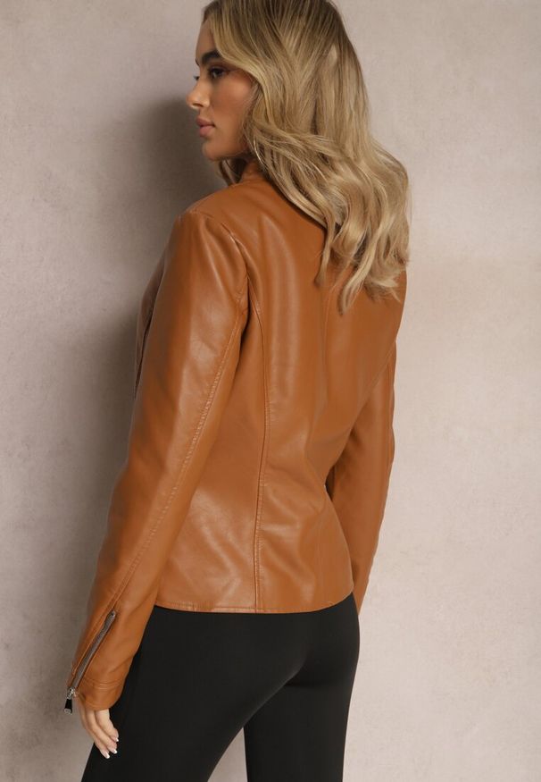 Renee - Brązowa Kurtka Ramoneska z Ekoskóry Klaia. Kolor: brązowy