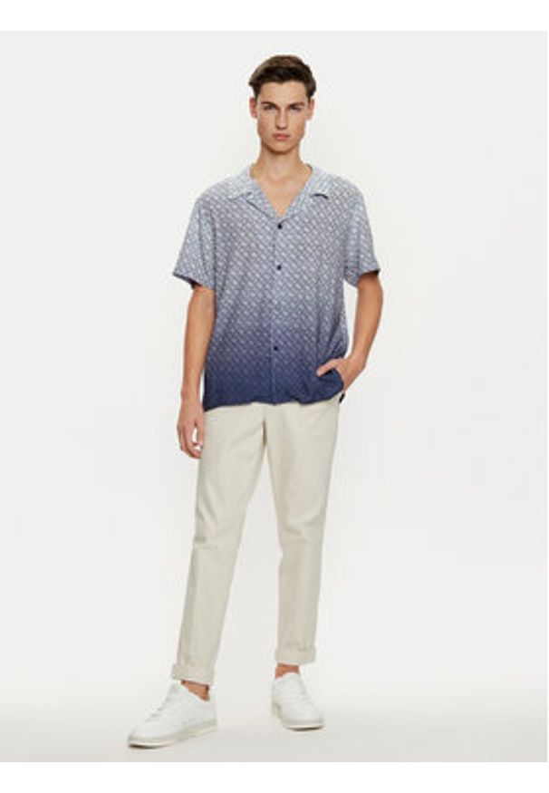 BOSS - Boss Koszula Vale 50534342 Granatowy Regular Fit. Kolor: niebieski. Materiał: wiskoza