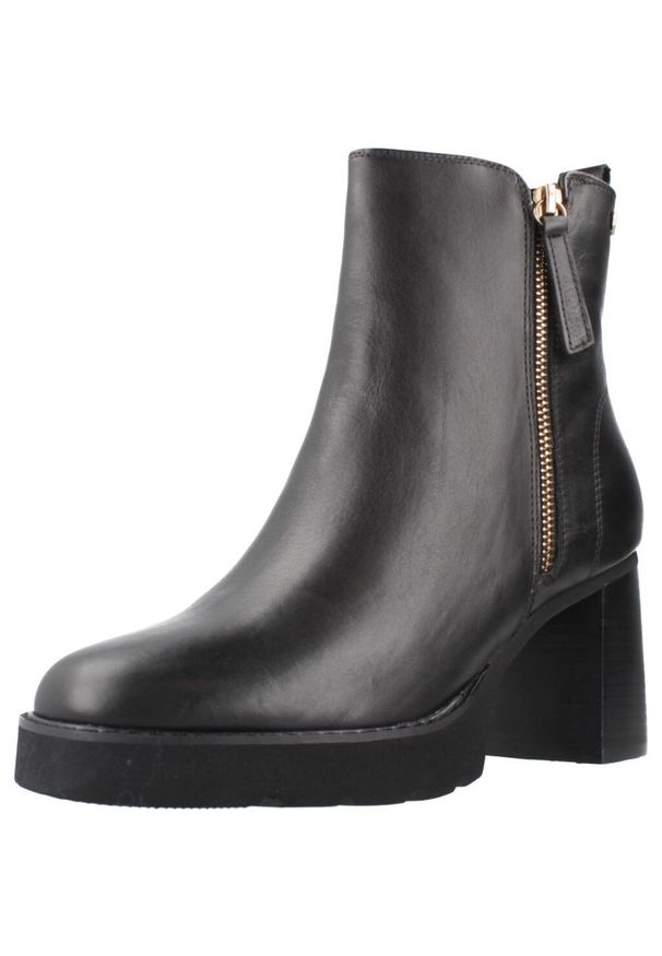 Carmela - CARMELA 162602C Czarny. Kolor: czarny. Materiał: tkanina, skóra. Styl: sportowy