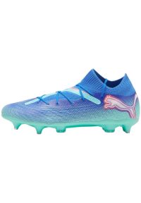 Buty piłkarskie Puma Future 7 Pro MxSG 107925 01 niebieskie. Kolor: niebieski. Materiał: dzianina, materiał. Szerokość cholewki: normalna. Sport: piłka nożna