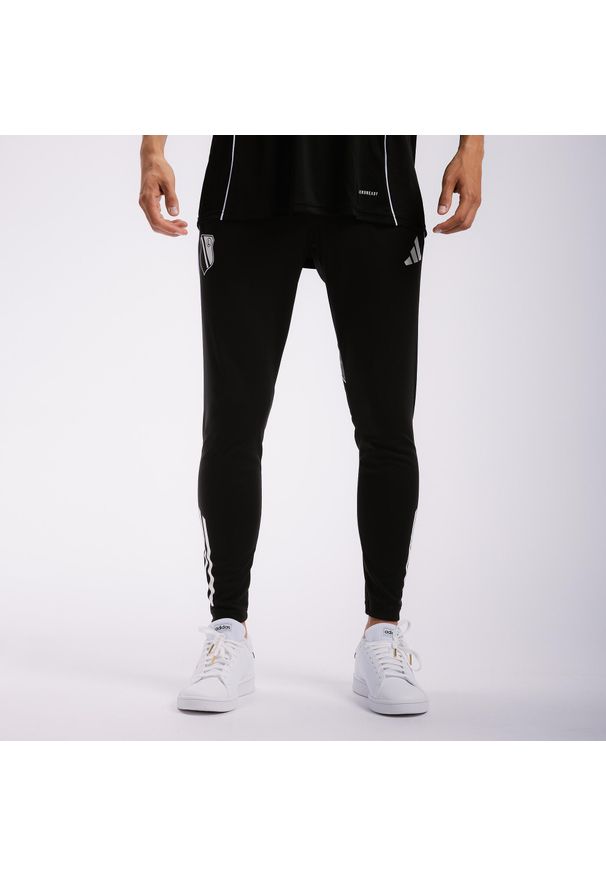 Adidas - Spodnie czarne treningowe adidas Tiro 25 Legia Warszawa. Kolor: czarny. Sport: piłka nożna