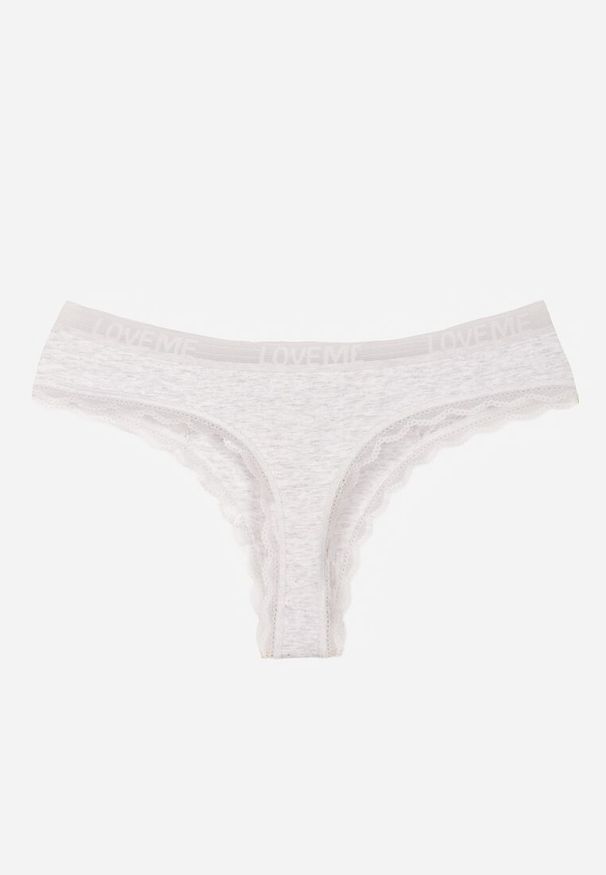 Renee - Jasnoszare Majtki Stringi Ozdobione Koronką z Bawełną Meniliphis. Kolor: szary. Materiał: bawełna, koronka. Wzór: aplikacja, koronka