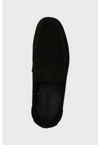 Calvin Klein mokasyny zamszowe męskie kolor czarny. Kolor: czarny. Materiał: zamsz