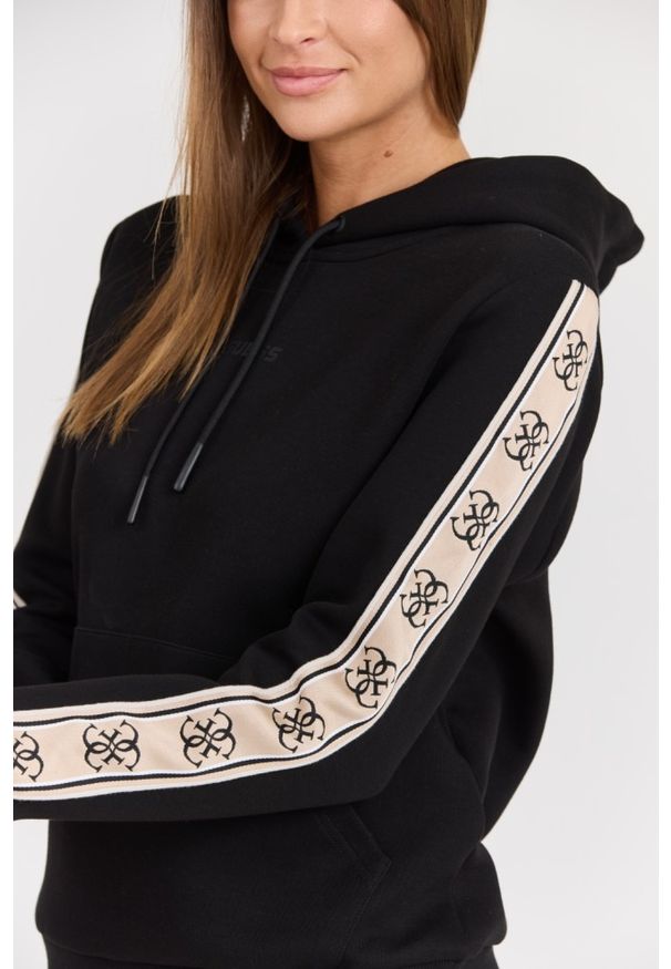 Guess - GUESS Czarna damska bluza Carla Hooded, Rozmiar XL. Okazja: na co dzień. Kolor: czarny. Materiał: poliester, bawełna. Długość rękawa: długi rękaw. Długość: długie. Styl: casual