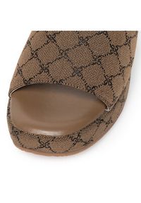 Nine West Klapki WFA2789-1 Beżowy. Kolor: beżowy. Materiał: materiał #4