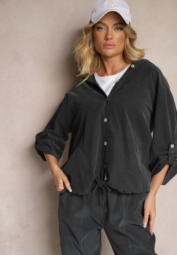 Renee - Ciemnoszara Koszula z Bawełny z Regulowanymi Rękawami i Kapturem Terresia. Okazja: do pracy, na co dzień. Kolor: szary. Materiał: bawełna. Styl: elegancki, klasyczny, casual