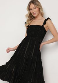 Born2be - Czarna Wiskozowa Sukienka na Ramiączkach Zdobiona Metaliczną Nicią Iffrisse. Okazja: na co dzień. Kolor: czarny. Materiał: wiskoza. Długość rękawa: na ramiączkach. Wzór: aplikacja. Styl: casual #6