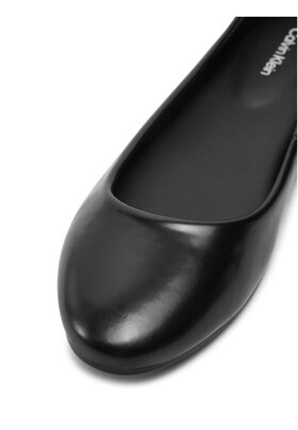 Calvin Klein Baleriny Round Ballerina HW0HW02449 Czarny. Kolor: czarny. Materiał: skóra