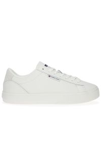 Buty Tommy Jeans Cupsole Sneakers Ess EN0EN02508-YBL - białe. Zapięcie: sznurówki. Kolor: biały. Materiał: guma, skóra, tkanina. Szerokość cholewki: normalna. Wzór: aplikacja. Obcas: na platformie