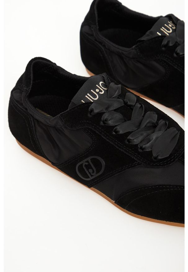 Liu Jo - Sneakersy damskie zamszowe LIU JO. Materiał: zamsz