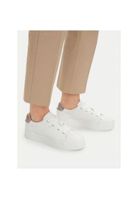 GANT - Sneakersy Gant. Kolor: biały #1
