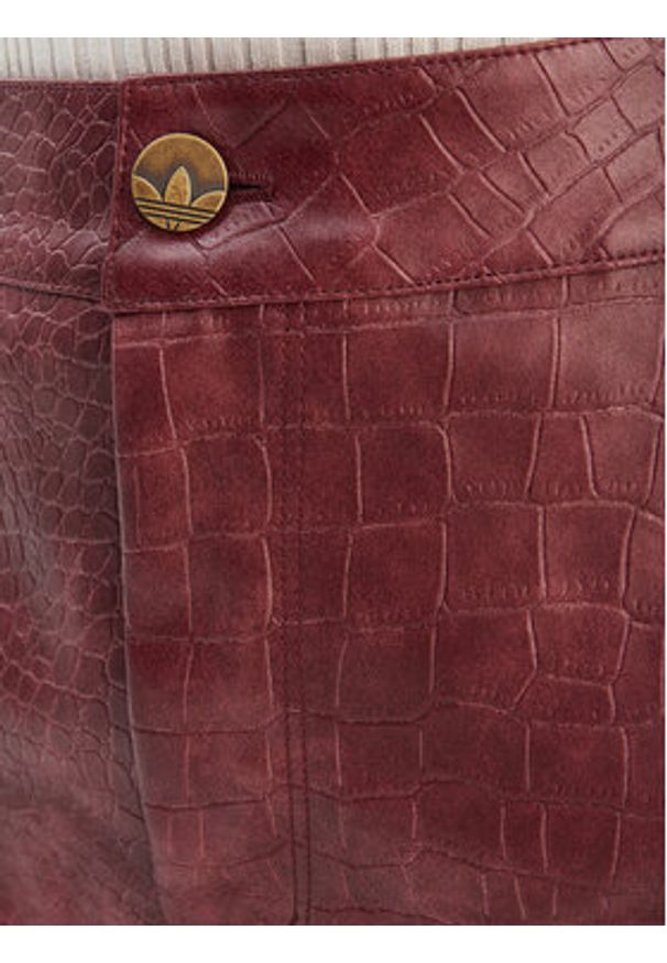 Adidas - adidas Spódnica z imitacji skóry Pleather KD8785 Bordowy Regular Fit. Kolor: czerwony. Materiał: skóra
