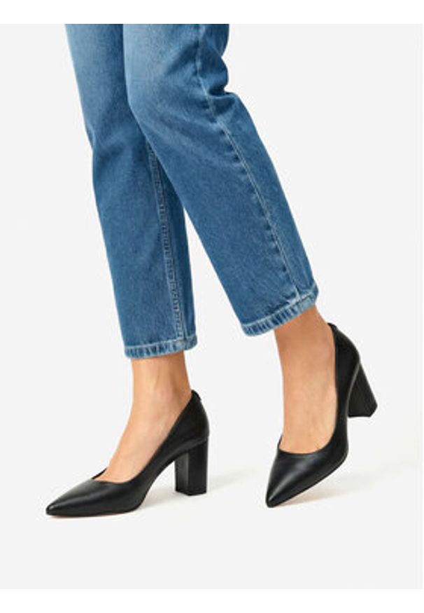 Nine West Czółenka CEO-ZAFIRA-01 Czarny. Kolor: czarny. Materiał: skóra