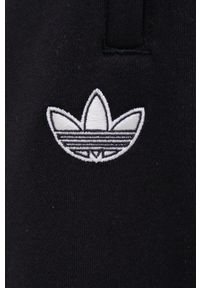adidas Originals - Spodnie. Kolor: czarny. Materiał: materiał. Wzór: aplikacja #3