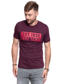 Mustang - MUSTANG T SHIRT Alex C Print WINETASTING 1008654 8355. Wzór: nadruk #1