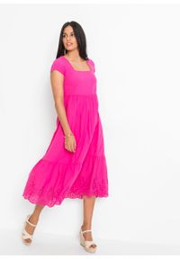 Sukienka midi z ażurowym haftem bonprix różowy "pinklady". Kolor: różowy. Wzór: ażurowy, haft. Długość: midi #5