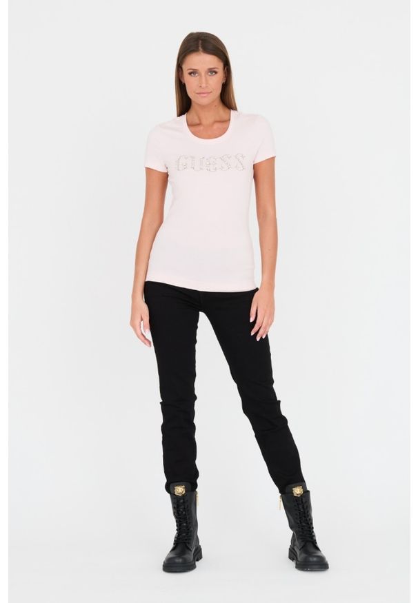 Guess - GUESS Różowy damski t-shirt bawełniany Stones Logo Tee, Rozmiar XL. Kolor: różowy. Materiał: bawełna