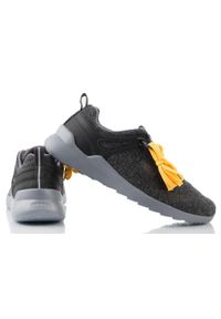 keen - Buty turystyczne męskie Keen Highland Arway czarne. Kolor: czarny