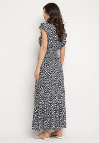 Born2be - Granatowa Sukienka o Rozkloszowanym Kroju z Falbankami w Kwiatowy Wzór Aravisse. Okazja: na co dzień. Typ kołnierza: kołnierz z falbankami. Kolor: niebieski. Wzór: kwiaty. Styl: elegancki, casual #4
