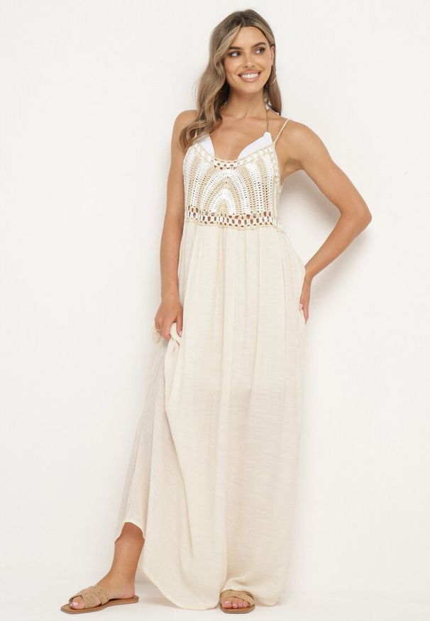 Born2be - Jasnobeżowa Sukienka na Cienkich Ramiączkach z Plecioną Górą o Rozkloszowanym Kroju Wbeviana. Okazja: na co dzień. Kolor: beżowy. Długość rękawa: na ramiączkach. Typ sukienki: proste. Styl: casual