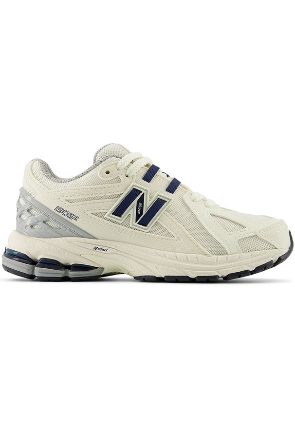 Buty dziecięce New Balance PC1906EU – beżowe. Kolor: beżowy. Materiał: guma, materiał, syntetyk. Szerokość cholewki: normalna