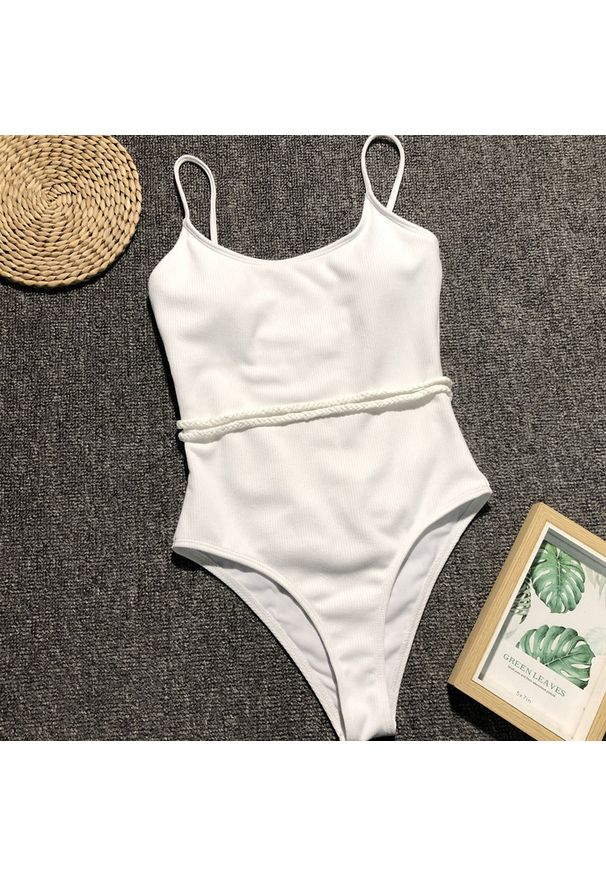 Intica - Jednoczęściowy strój kąpielowy taliowany na plażę Willa. Kolor: biały. Materiał: materiał