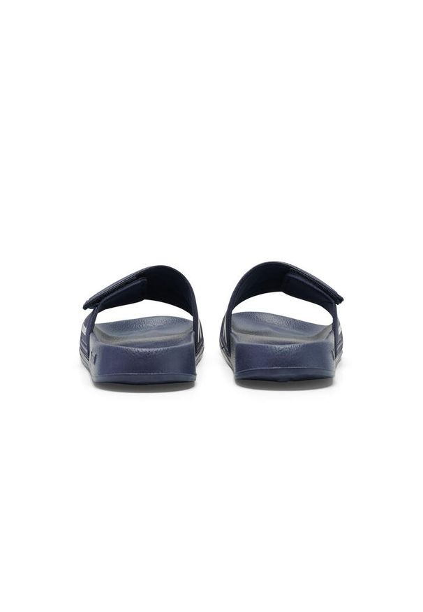 Buty do stepowania Hummel Larsen Slipper VC. Okazja: na plażę. Kolor: biały, wielokolorowy, niebieski, zielony. Sport: pływanie