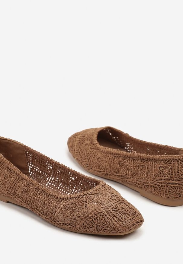 Renee - Brązowe Balerinki z Cholewką z Plecionki Relore. Okazja: na co dzień, na imprezę. Kolor: brązowy. Materiał: jeans. Szerokość cholewki: normalna. Obcas: na płaskiej podeszwie. Styl: elegancki, casual