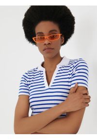 Sinsay - Crop top w prążki - wielobarwny. Materiał: materiał, prążkowany. Wzór: prążki