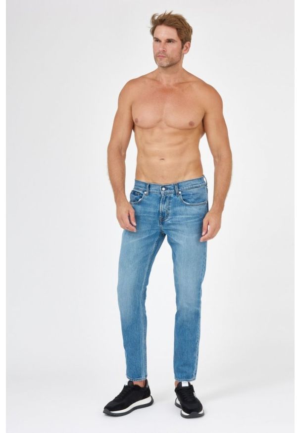 7 FOR ALL MANKIND Jeansy męskie SLIMMY TAPERED SPECIAL EDITION LAID BACK. Kolor: niebieski