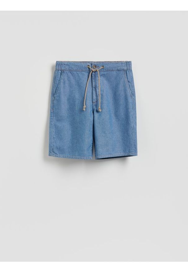 Reserved - Jeansowe szorty straight - niebieski. Kolor: niebieski. Materiał: jeans