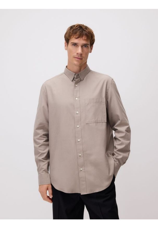 Reserved - Koszula regular fit z lyocellem - beżowy. Kolor: beżowy. Materiał: bawełna