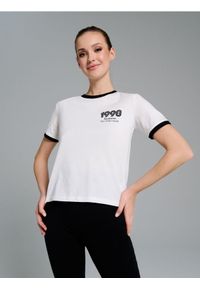 Sinsay - Koszulka z nadrukiem - kremowy. Kolor: kremowy. Wzór: nadruk #1