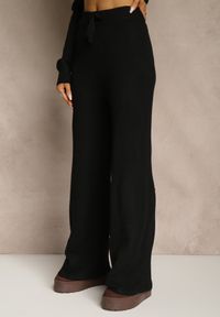 Renee - Czarny Komplet Dzianinowy z Wełną i Bawełną Szerokie Spodnie i Golf Lennria. Kolor: czarny. Materiał: dzianina, bawełna, wełna #5