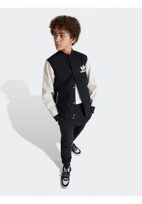 Adidas - adidas Kurtka bomber adicolor IY7505 Czarny Regular Fit. Kolor: czarny. Materiał: syntetyk #1