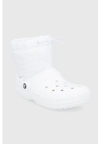 Crocs śniegowce Classic Lined Neo Puff Boot kolor biały 206630. Nosek buta: okrągły. Kolor: biały. Materiał: guma. Obcas: na obcasie. Wysokość obcasa: niski #5