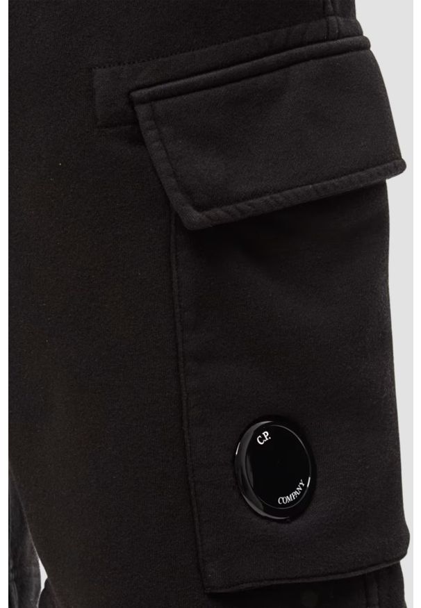 C.P. Company - C.P. COMPANY Czarne spodenki męskie Bermudy-Cargo, Rozmiar L. Kolor: czarny