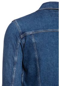 Wrangler - KURTKA JEANSOWA WRANGLER REGULAR JACKET DARKSTONE W44323090. Materiał: jeans #4