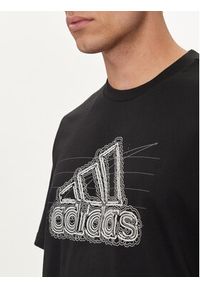 Adidas - adidas T-Shirt Growth Badge Graphic IN6258 Czarny Regular Fit. Kolor: czarny. Materiał: bawełna