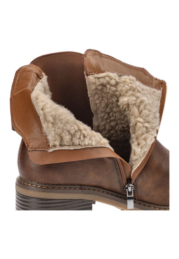Brązowe Botki Rieker Ocieplane Obuwie Damskie. Okazja: na co dzień. Zapięcie: pasek. Kolor: brązowy. Materiał: skóra ekologiczna. Obcas: na obcasie. Styl: casual, elegancki. Wysokość obcasa: średni