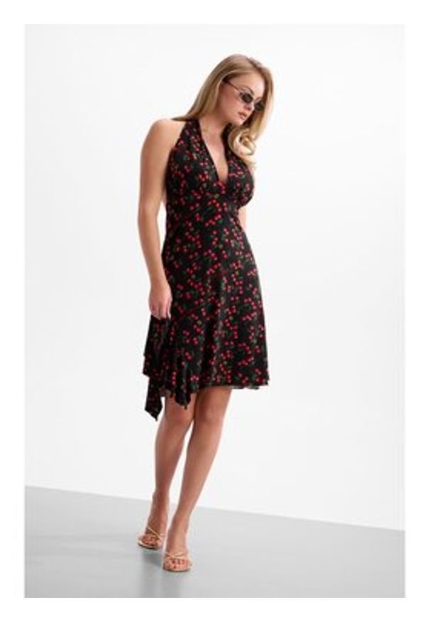 Guess Sukienka codzienna 182719 Czarny Classic Fit. Okazja: na co dzień. Kolor: czarny. Typ sukienki: proste. Styl: casual
